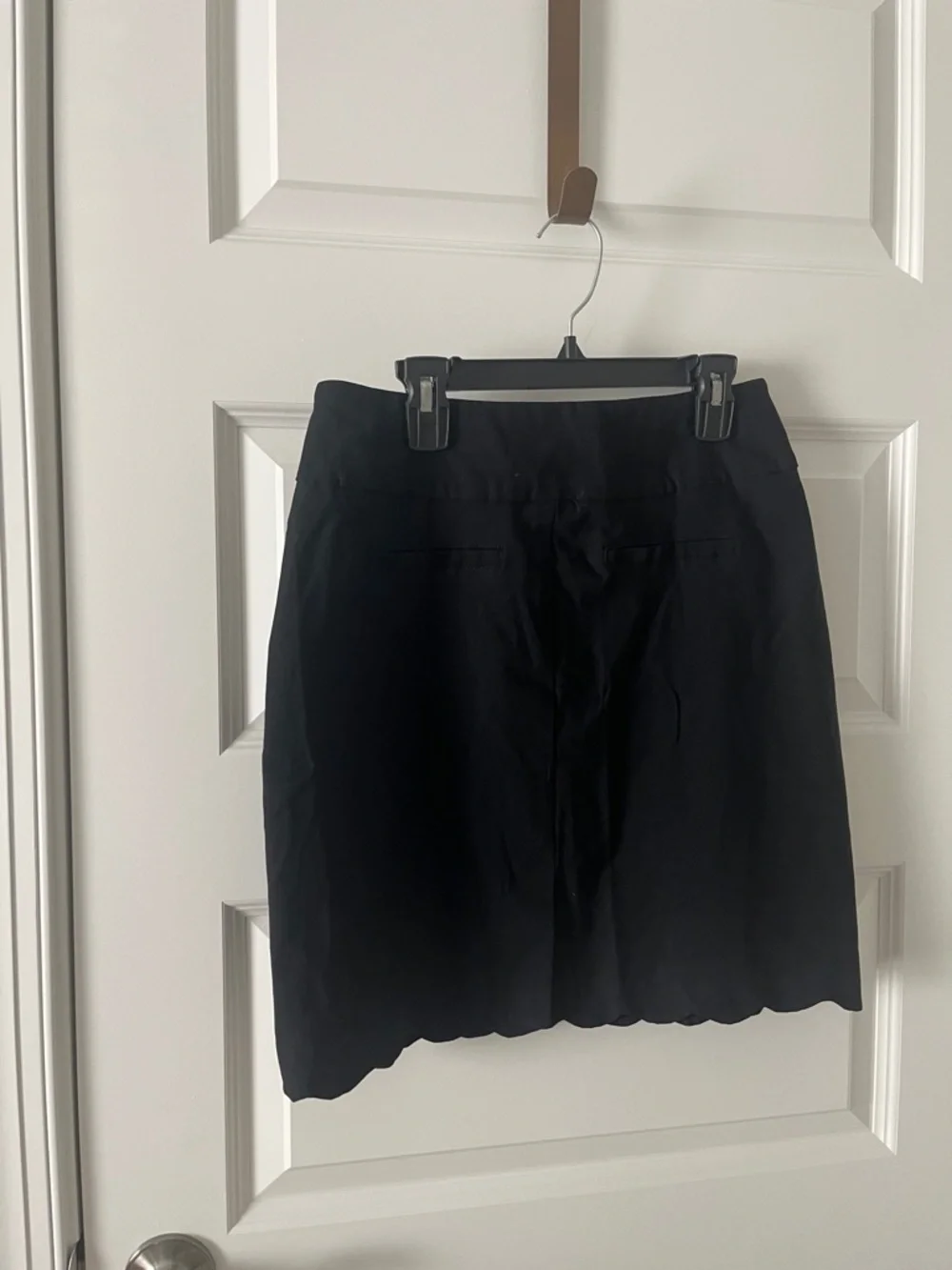 Lulu-B Black Scalloped Hem Mini Skirt - Picture 6 of 9